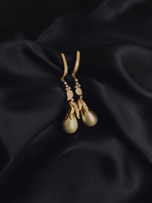 Noorvika Earrings